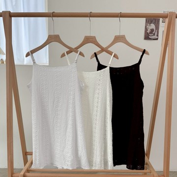 【Fee隔日到貨3色】鏤空微立體鈎花細肩帶洋裝🔥短洋裝 連身裙 連衣裙 白色洋裝 女裝 洋裝 韓系女裝 秋冬穿搭