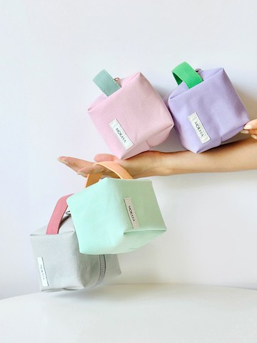 甜甜糖果包  撞色化妝收納包 小身材大容量 葡萄茶茶紫色