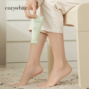 【勾人的滑嫩Baby足 】cozywhite 水感修護嫩足霜 100mL：成分含量 double！只潤你腳不滑你鞋的終極柔嫩代表，一抹即水馬上吸收，跟腳底死皮說分手，重拾少女足！體驗優惠中！ 『多入優惠』