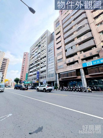 高雄大遠百｜三多捷運站｜低總價3房 - 大樓｜高雄市苓雅區復興二路