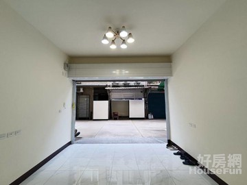 高醫生活商圈全屋整新 活巷透天｜高雄市三民區吉林街