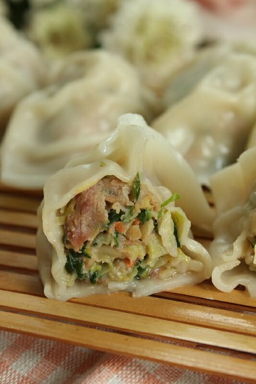 裕毛屋自製 古早味熟水餃