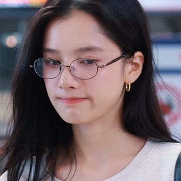 女生眼鏡 眼鏡 圓框眼鏡 近視眼鏡 防藍光 眼鏡框 平光眼鏡 素顏眼鏡 無度數眼鏡 韓系眼鏡 040