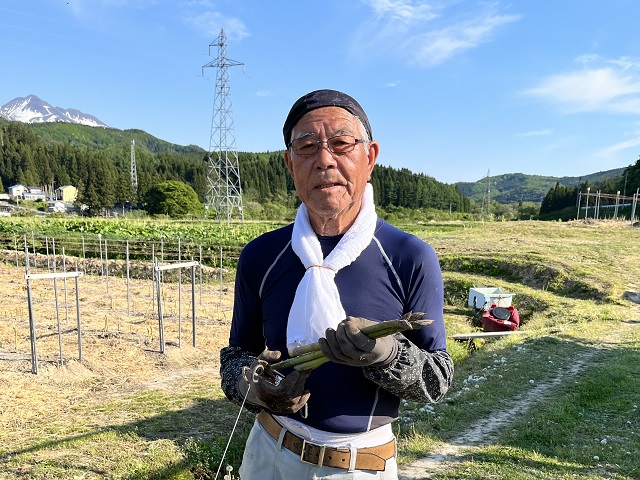 やまたけ農園の夏アスパラガス！約1kg 100g（L～2L厳選）青森県鰺ヶ沢町産