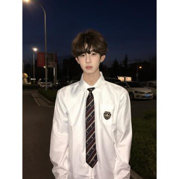 【刺篇】原創DK制服學院刺繡長袖白色黑色襯衫休閑襯衣上衣男秋季