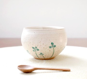 圓潤雕花湯杯 - 幸運草