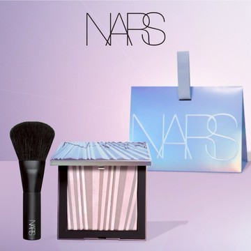 全新限量💟【NARS】星漾幻境打亮餅 贈限量旅行刷🎁閃耀夢幻銀河光采💫一抹即是全場焦點✨ 聖誕禮物