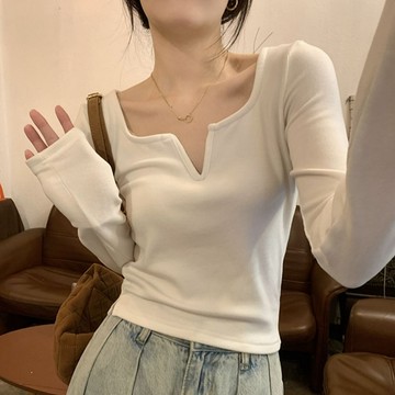 (臺灣出貨)SY長袖上衣設計感小眾正肩長袖T恤女春秋V領上衣內搭德絨打底衫辣妹修身顯瘦上衣短款上衣