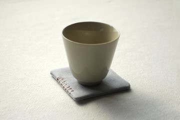 迷你刺繡杯墊 / 藍灰