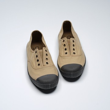 西班牙帆布鞋 CIENTA U70997 21 卡其色 黑底 經典布料 大人