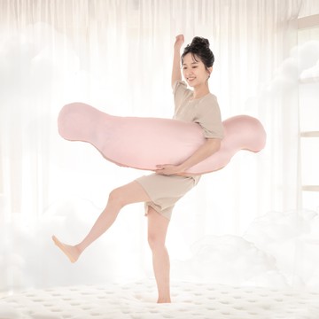 自由雲朵側睡枕｜抱在懷裡的慵懶天空