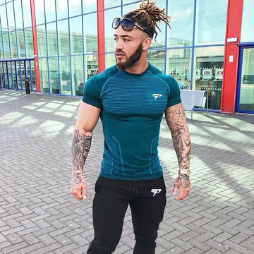 現貨 健身運動衣 男士運動修身圓領 T恤  高彈力透氣 緊身T 恤  短袖T 恤 運動修身T 恤9