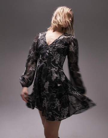Topshop chuck on godet mini dress in mono-Black