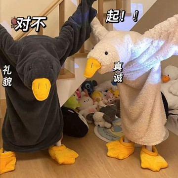 臺灣出貨+免運大白鵝珊瑚睡衣沙雕冬季男女加厚可愛情侶睡袍法蘭絨卡通連體搞怪