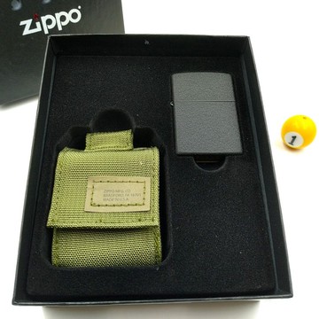 正品附發票 美國ZIPPO打火機 *軍規MOLLE皮套綠色、黑裂紋打火機禮盒組* (型號49400) ✦球球玉米斗✦