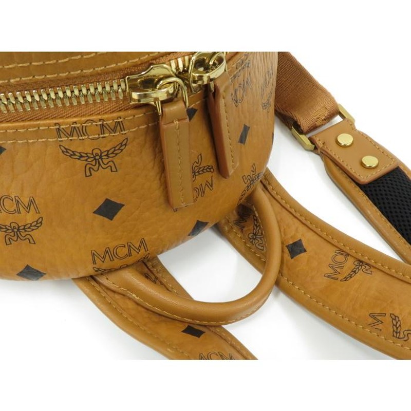 MCM リュック　ブラウンレザー　スタッズ Mサイズ MCM ブラウン レザー リュック - メルカリ