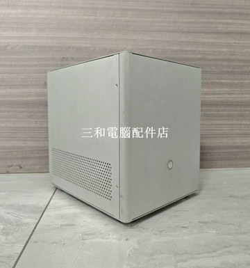 喬思伯 V4 全鋁 MINI-MATX 銀色 鋁製機箱 二手 實拍 成色良好 正常裝機痕迹 專業推薦【三和電腦配件店】