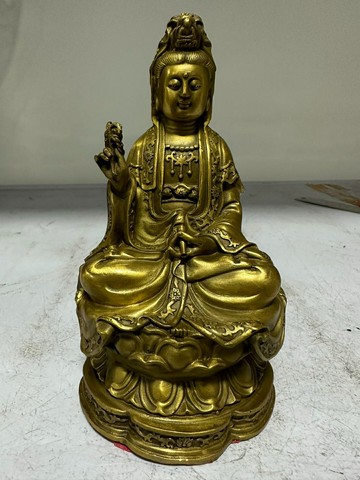 祥獅正品黃銅全新觀音像，高17，底座10，重0.85公斤
