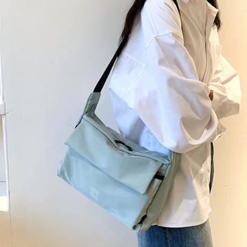 Acorn*橡果-日系原宿斜背包側肩包郵差包防潑水包6903(綠色)