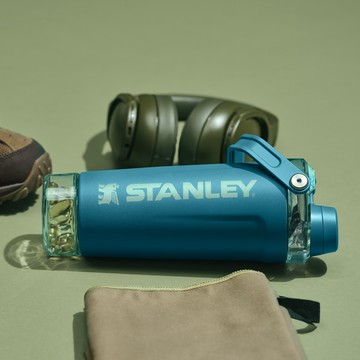 STANLEY SHAKER系列 手提搖搖杯 0.59L / 星際綠