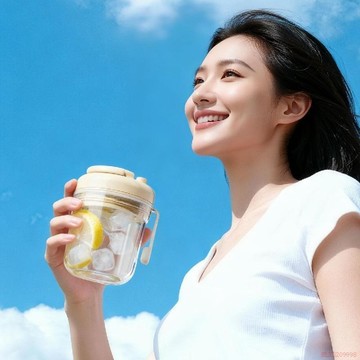 桃園出貨✨三合一冰格水杯高顏值運動帶吸管便攜夏季簡約耐高溫食品級吸管杯