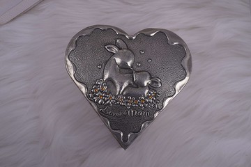 錫雕小鹿寶寶蝶谷巴特心型珠寶盒