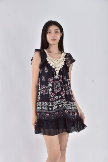 (S) vicky質感雪紡日牌雕花花卉藍色洋裝