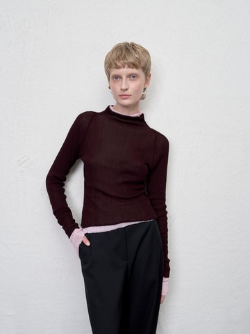 MINCHIR scalloped high neck knit top