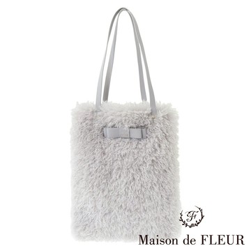 Maison de FLEUR 蓬鬆毛絨緞帶造型方形手提包(8A43F0J7900)