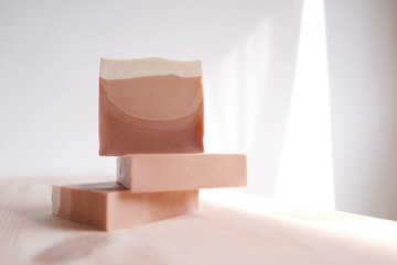 【母親節禮盒】粉紅色的一生 \ 天然手工皂 (敏感肌專用)