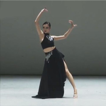傣族舞蹈服裝現代大擺裙黑色開叉花腰練功裙 15屆black藝考演出服