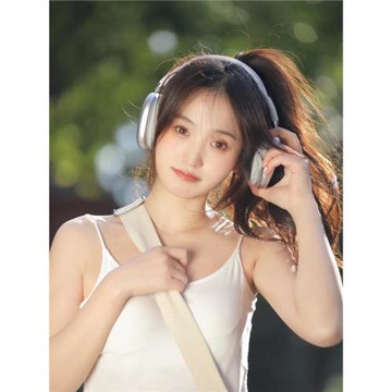 網紅同款無線頭戴式藍牙耳機掛脖手機電腦時尚單品拍照道具高級感