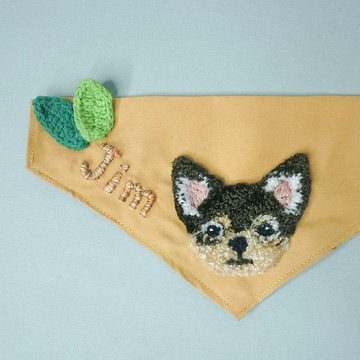 客製化刺繡狗狗名字圍巾 | 芝娃娃, 黃色