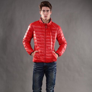 【JORDON】時尚男款超輕高規95%羽絨夾克 971