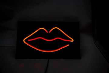 Man Cave 壁燈霓虹燈風格 LIPS LED 技術 // 免費送貨