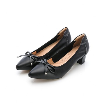 簡約百搭真皮尖頭蝴蝶結中跟鞋-黑