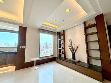 面秋紅谷無限視野精裝32坪超大兩房車次頂樓｜台中市西屯區上安路