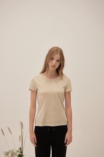 EVOPURE+ MOLLY 鳳梨葉纖維短袖修身上衣-卡其