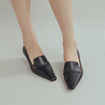 簡約尖頭細跟鞋-工作鞋-黑色