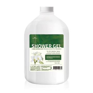 康朵小蒼蘭尤加利香氛沐浴乳3500mlx4入