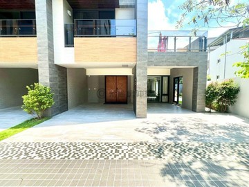 順天風聆樹全新裝潢土地61坪邊間三車別墅｜台中市北屯區太祥西街