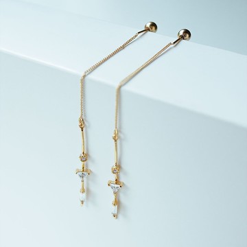 LUNARIA - 沉月 * 鋯石 抗敏 耳針 日系 18K金色 垂墜耳環