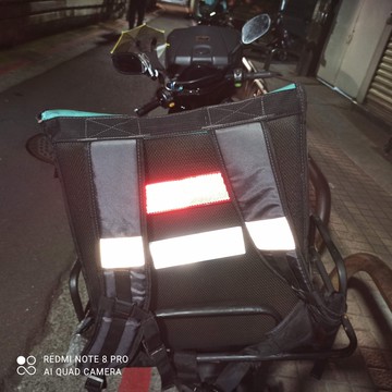 紅白警示 反光板 機車 汽車 反光貼片 車身貼 夜光 夜間反射器☑️適用Ubereats Foodpanda 外送員必備