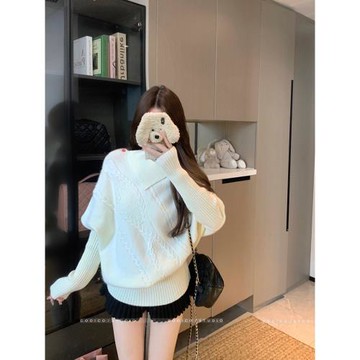 2025秋冬新款韓系寬松時尚百搭慵懶風絞花彩扣斗蓬長袖針織毛衣女