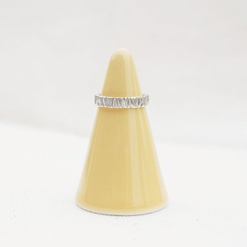 暖陽下的窄版樹紋戒 - 純銀款