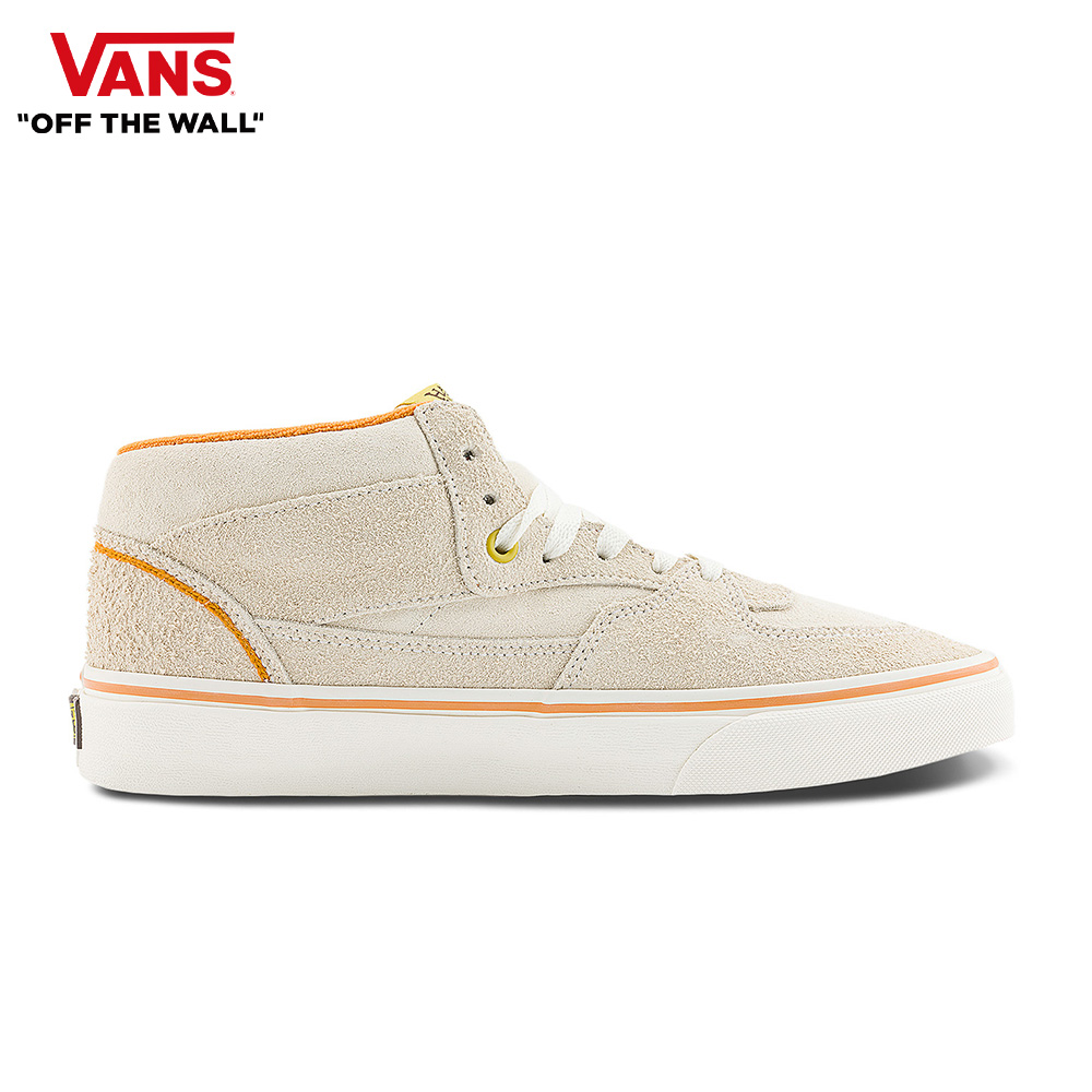 Vans x FUTUREMADE Half Cab 男女款米白色滑板鞋