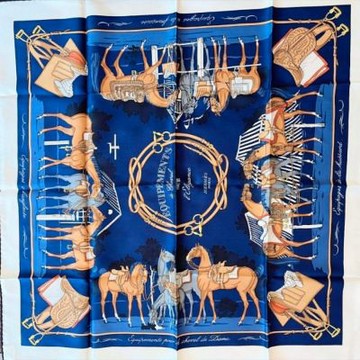 HERMES 愛馬仕最新款大方絲巾(70*70)