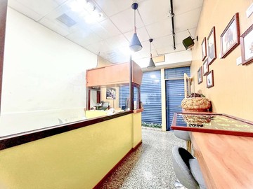 ⭐高雄五福市區~特商三透天店面｜高雄市新興區五福一街