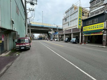 仁武鼎金｜交流道｜住三建地大地坪鋼骨廠房｜高雄市仁武區大景二街