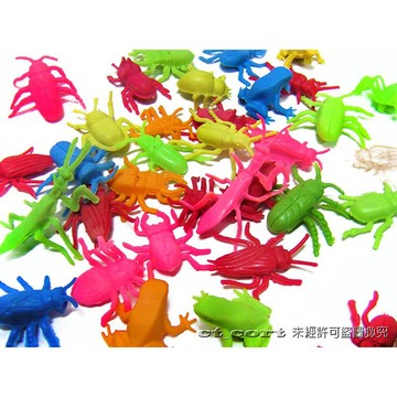 昆蟲動物包 仿真動物 (約23~24入/包) 仿真昆蟲 螳螂/甲蟲/蜘蛛/青蛙....整人玩具 仿真動物